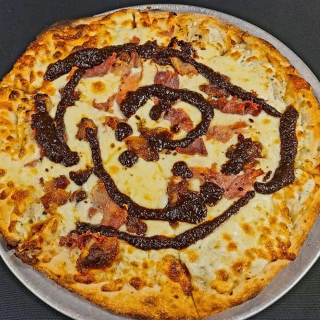 Genovese Pizza.