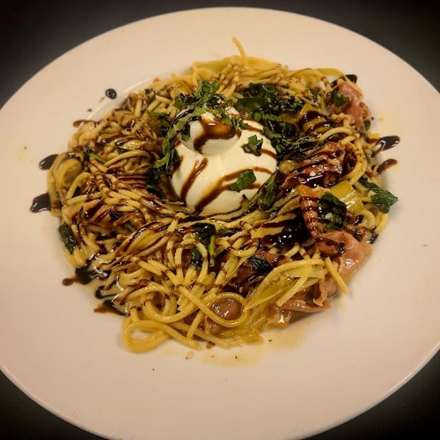 Burrata Pasta.