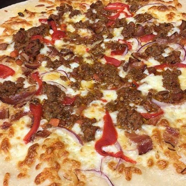 Bolognese Pizza.